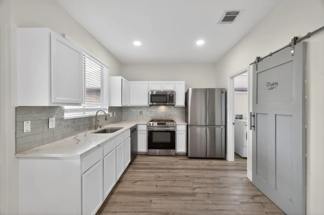 Photo of 918 Ivycroft Lane
