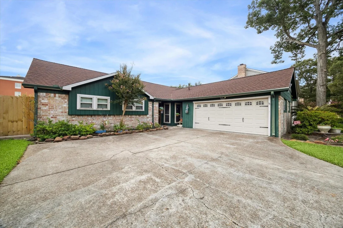 Photo of 5614 Green Timbers Drive