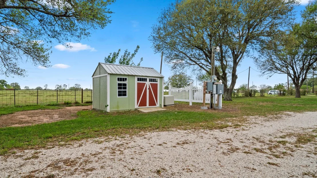 Photo of 16120 Brown Road