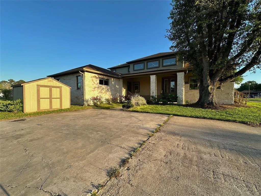 Photo of 7737 Brookside Road