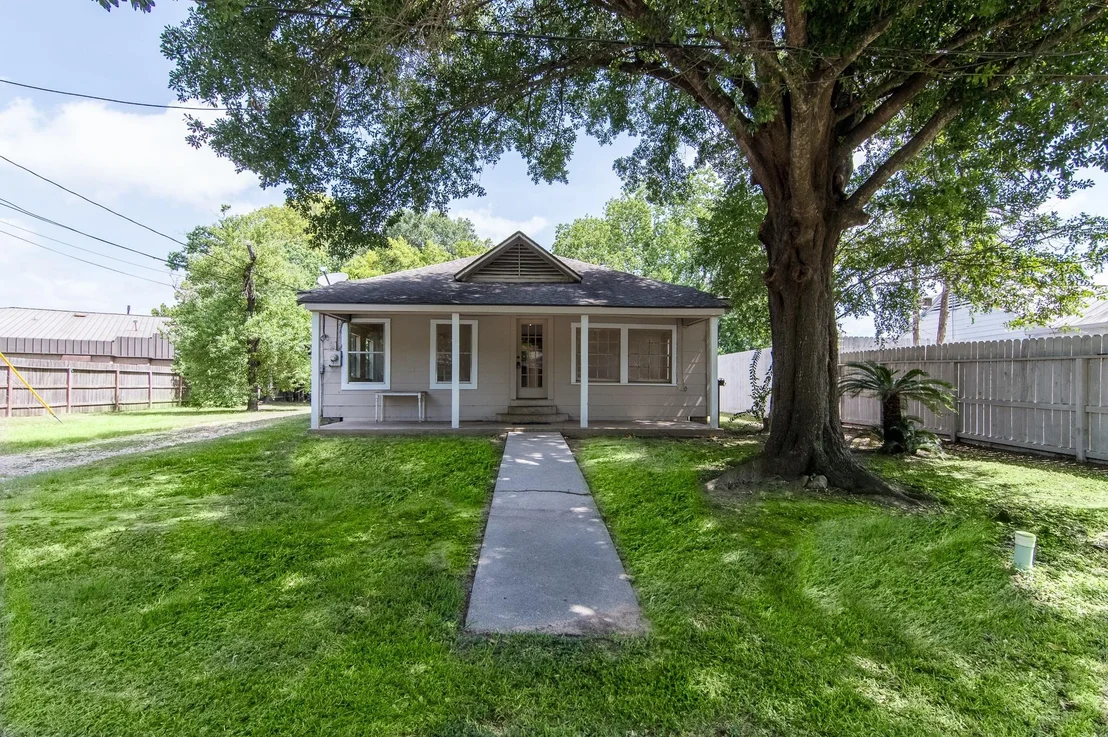 Photo of 1004 Barbara Street