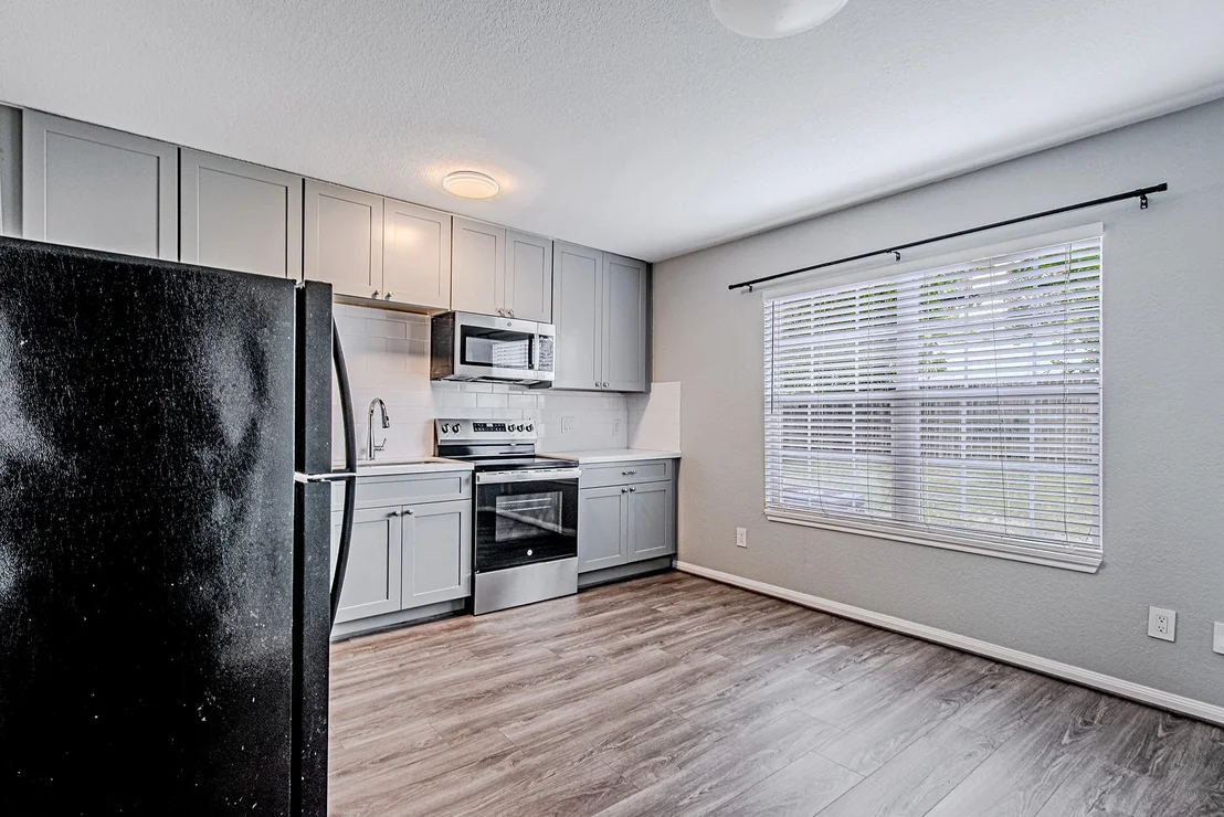 Photo of 2208 Camille Street