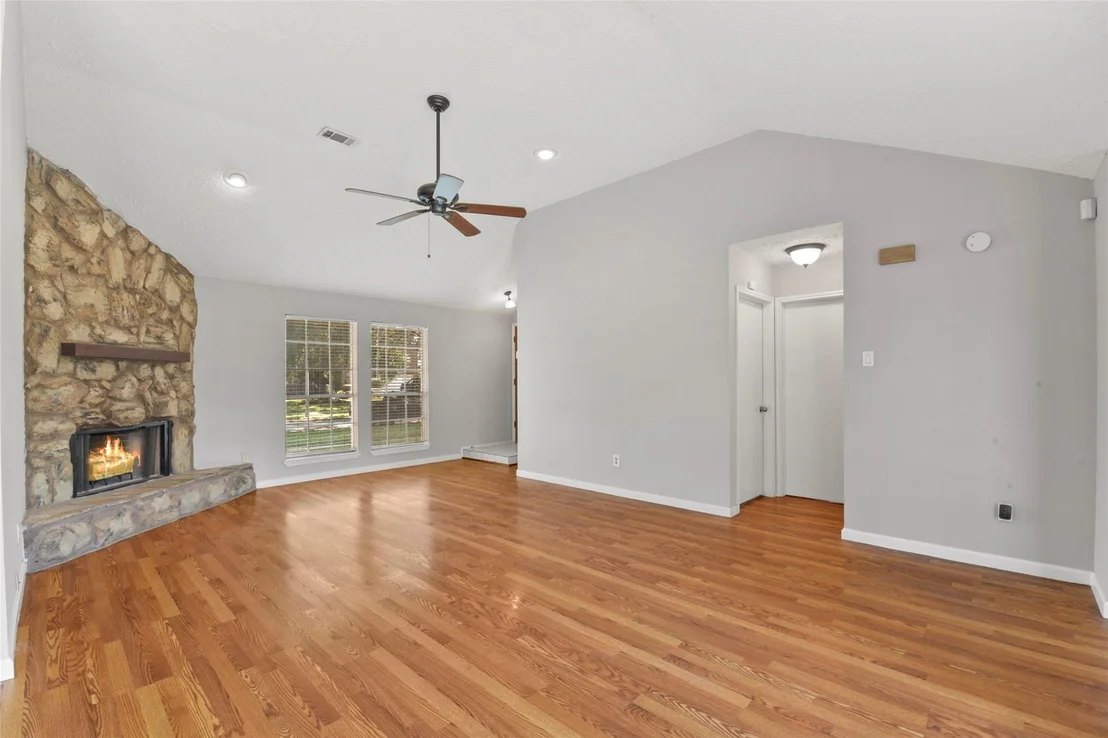 Photo of 16914 Applecross Lane