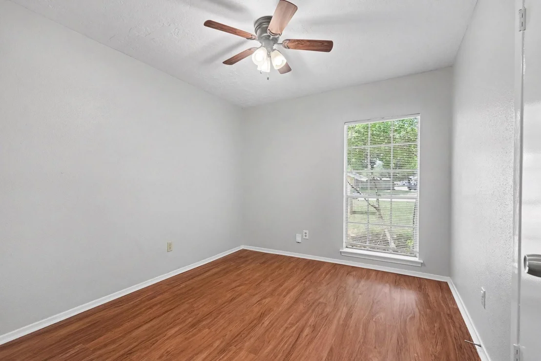 Photo of 9403 Kilrenny Drive