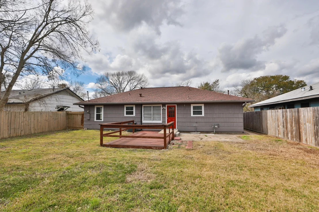 Photo of 9211 Vinearbor Street