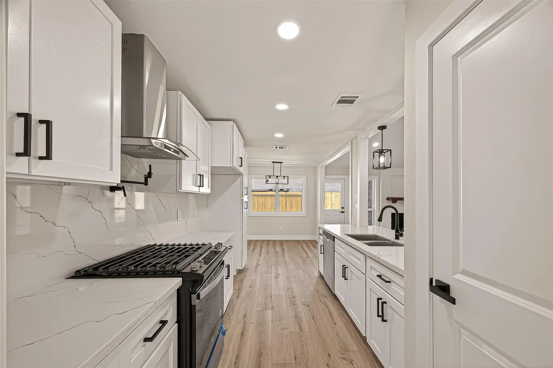 Photo of 5718 Longforest Drive