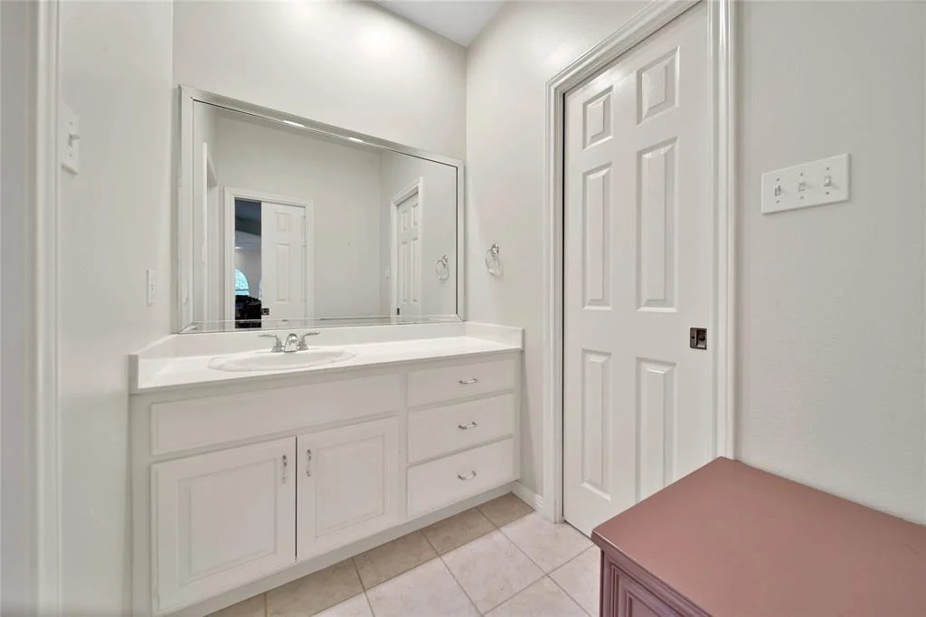 Photo of 39602 Lago Drive