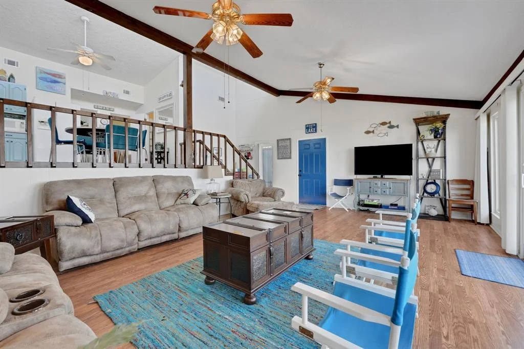 Photo of 81 Lakeview Shores Drive