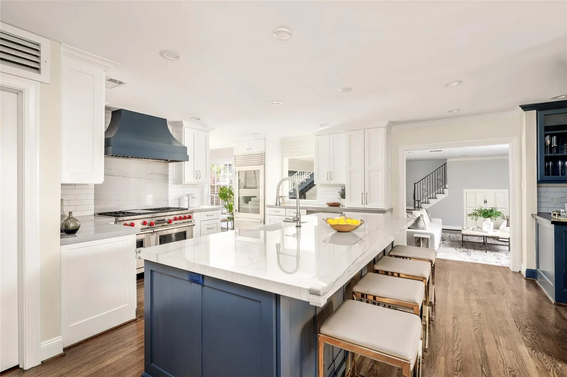 Photo of 3105 Locke Lane