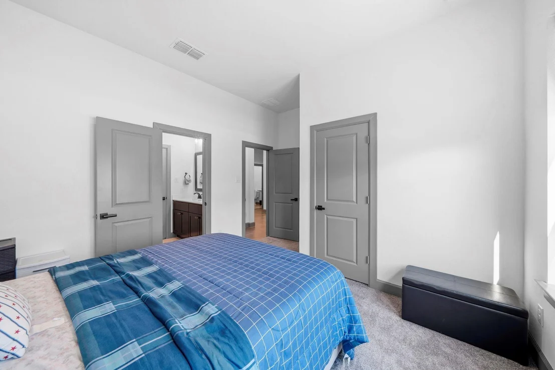 Photo of 2511 June Bug St