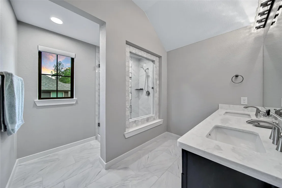 Photo of 117 Everest Drive