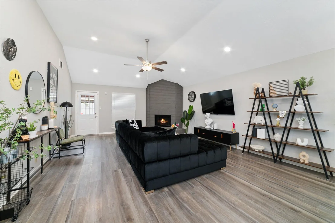 Photo of 12702 Ashford Creek