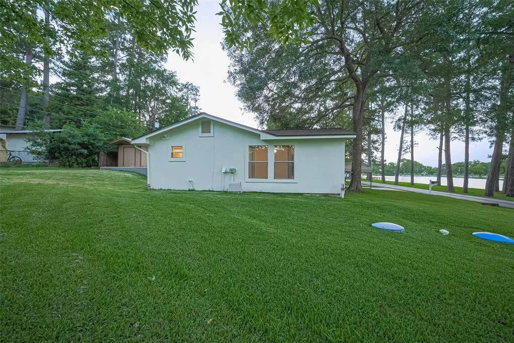 Photo of 1372 W Pine Lake Circle