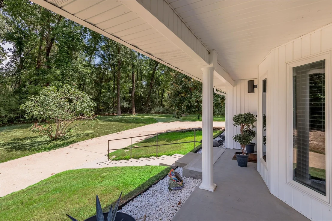 Photo of 108 Cottonwood Road