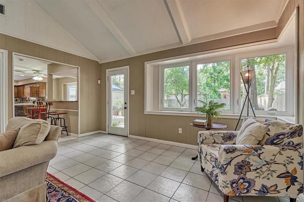 Photo of 6314 Knollview Drive