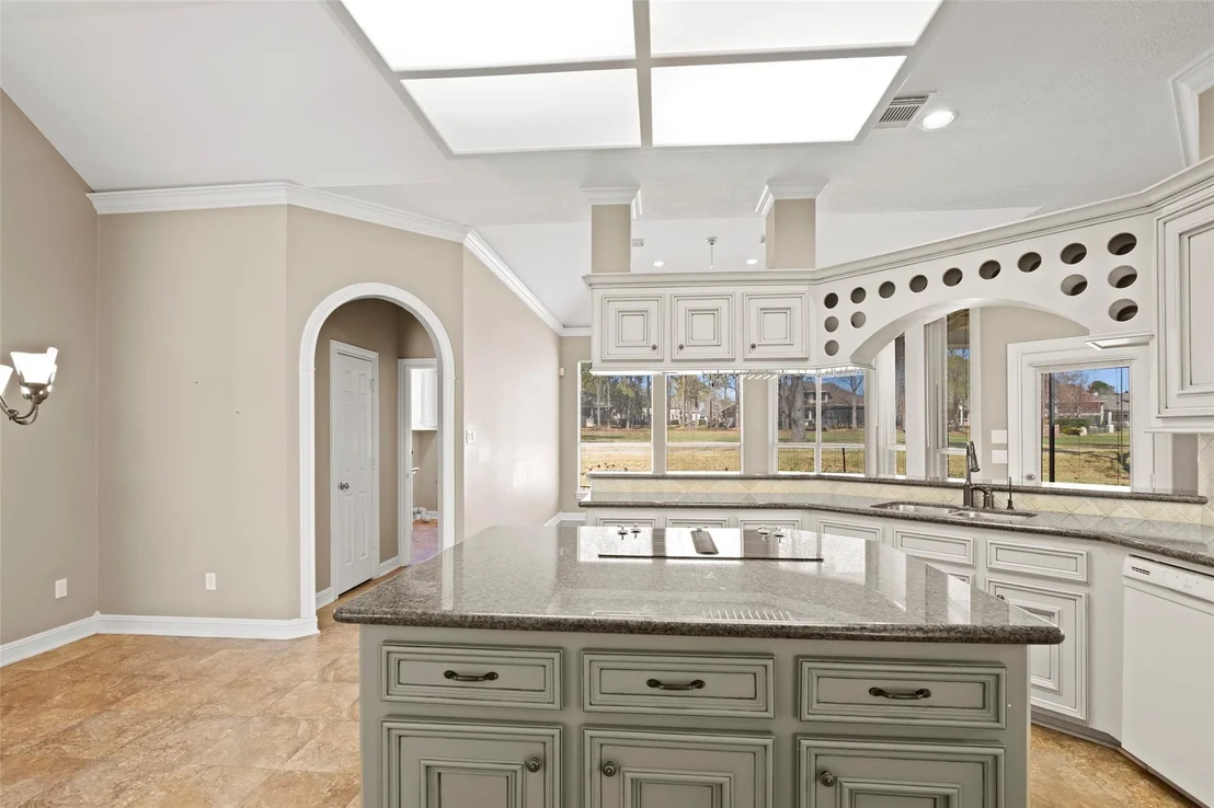 Photo of 299 Wedgewood Drive