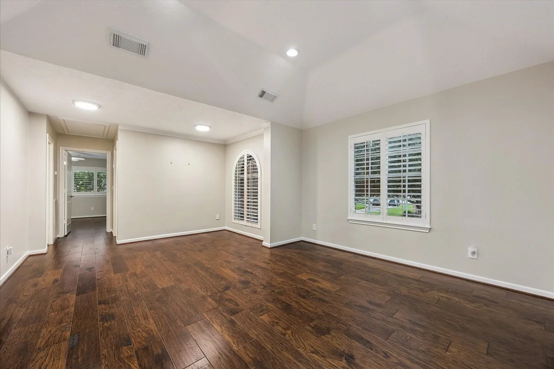 Photo of 3117 E Elm Circle
