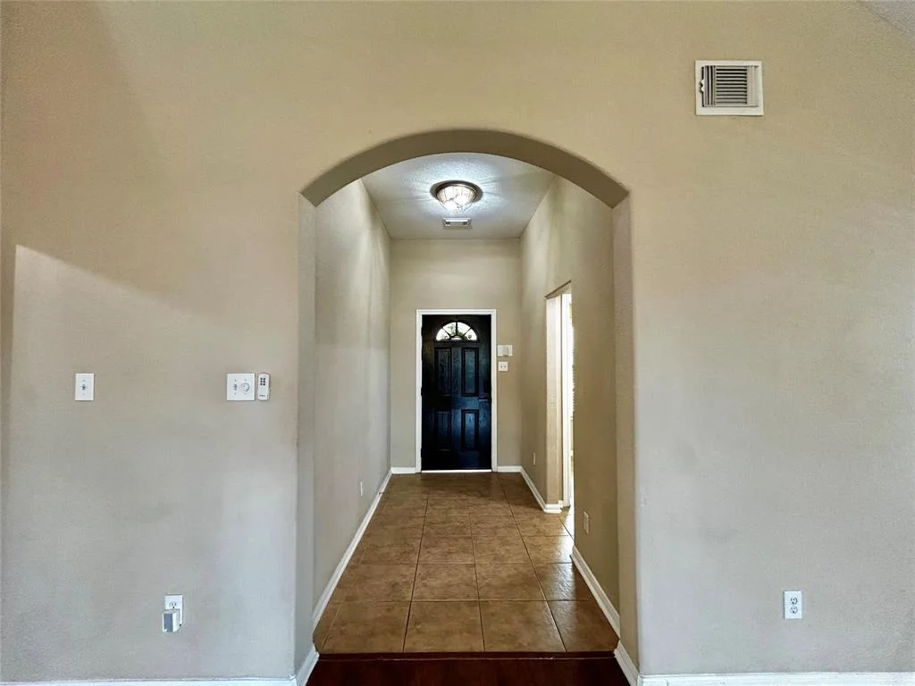 Photo of 2110 Sterling Oaks Drive