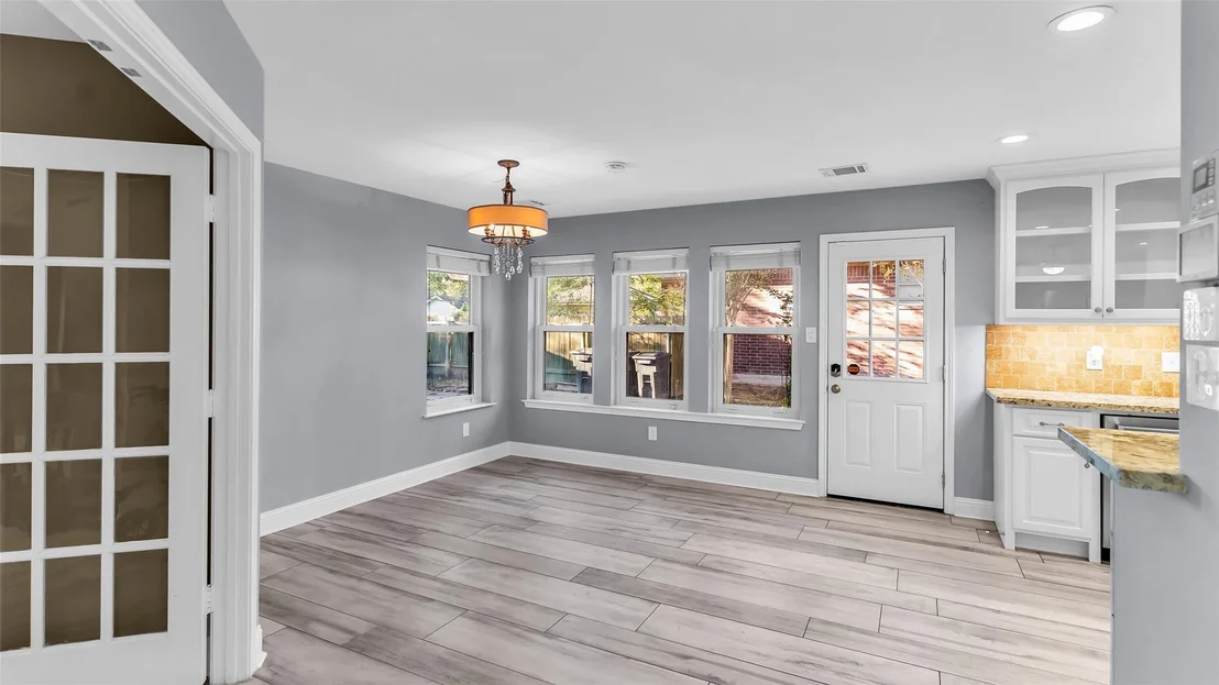 Photo of 638 Andover Street