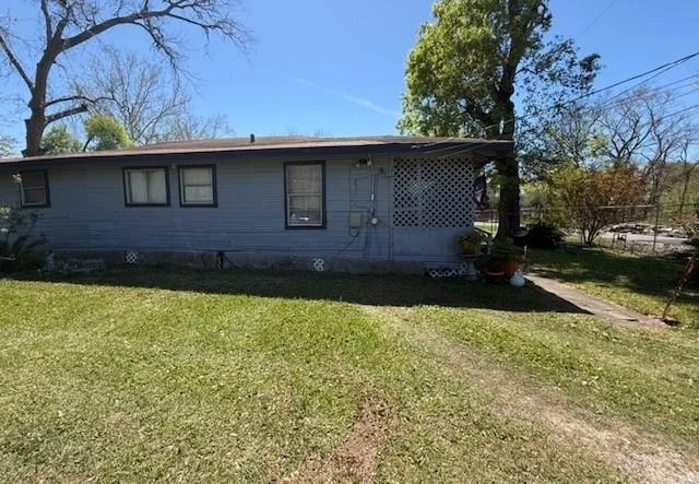 Photo of 9610 Tower Street