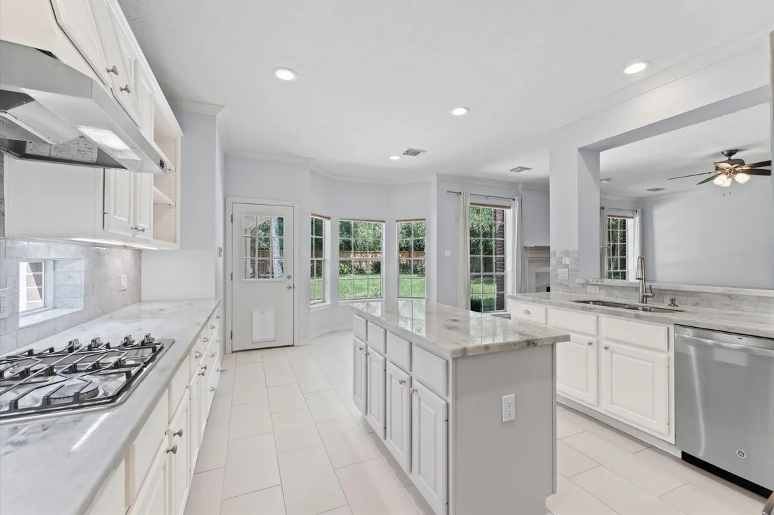 Photo of 92 W Sandalbranch Circle