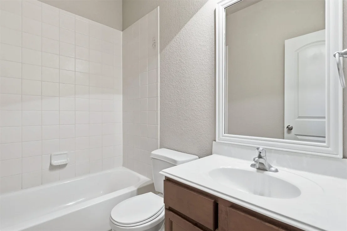Photo of 2923 Empire Oaks Lane