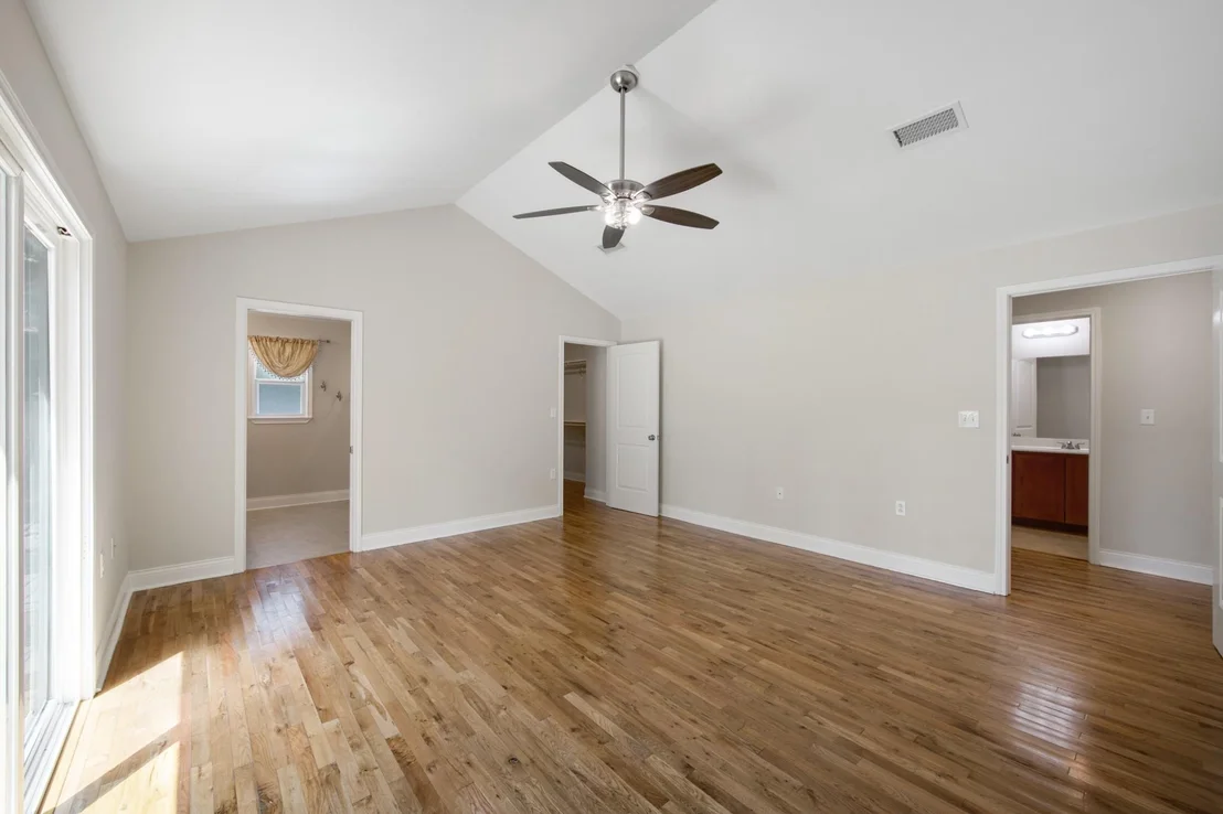 Photo of 10048 Crescent Drive
