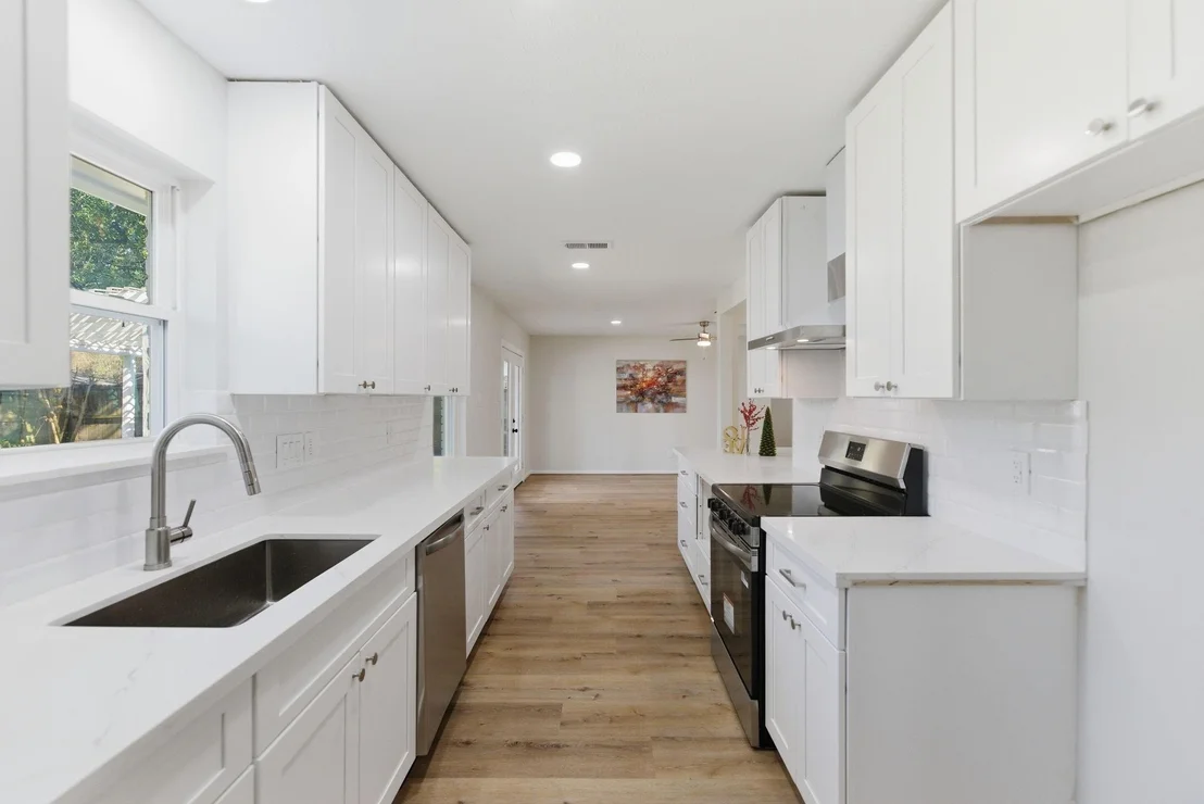 Photo of 9326 Meadowbriar Lane