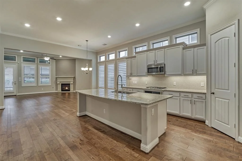 Photo of 553 Rolling Brook Lane