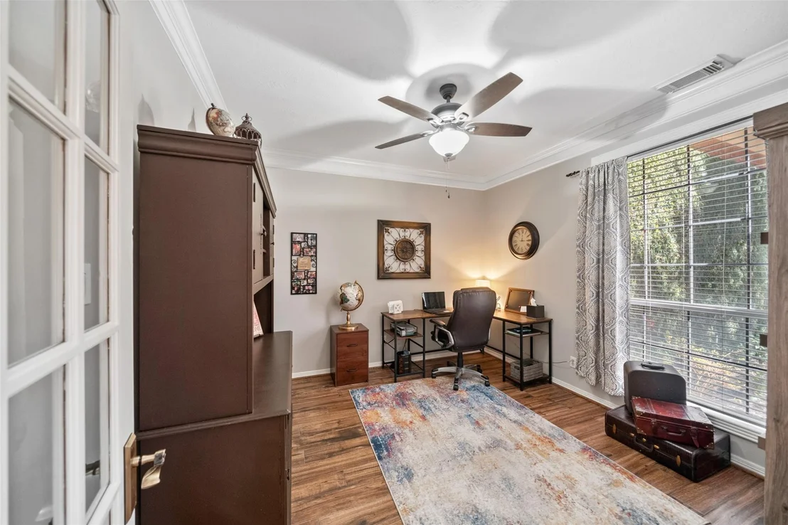 Photo of 15911 Hermitage Oaks Drive