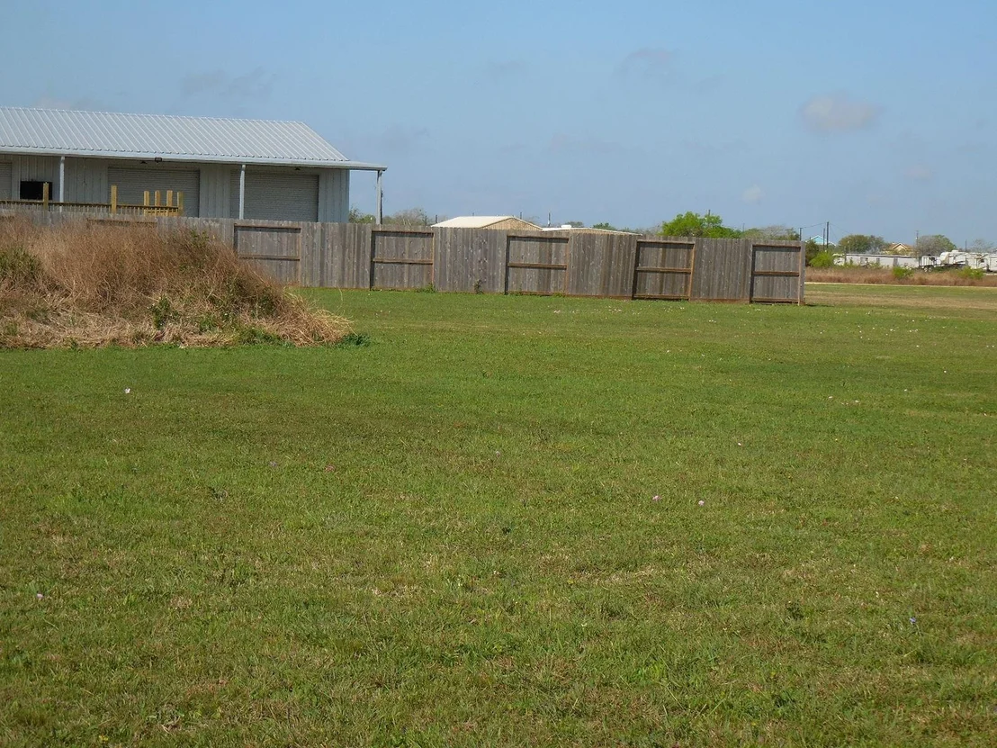 Photo of 978 Cr 251 Street