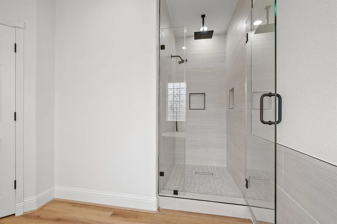 Photo of 227 Manor Avenue