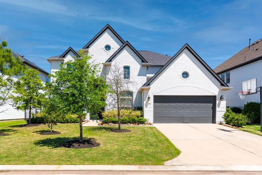 Photo of 32 Snowdrop Lily Drive