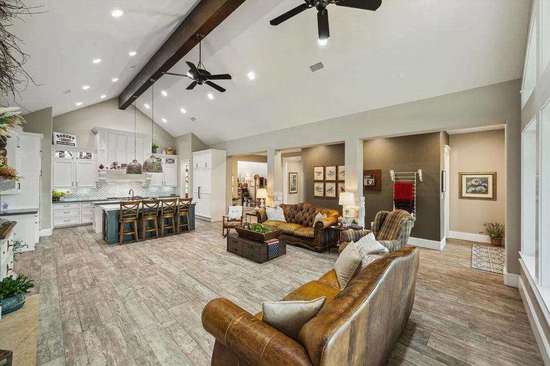 Photo of 1255 Bronco Trail