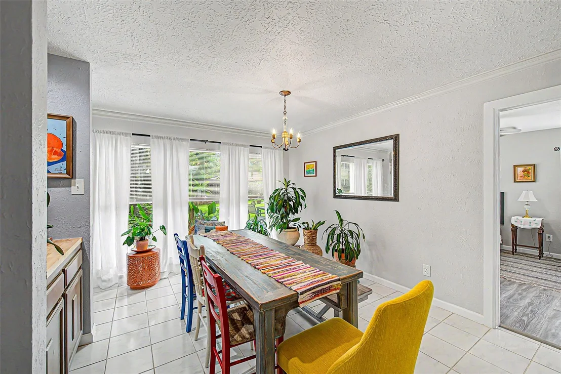 Photo of 402 Redway Lane