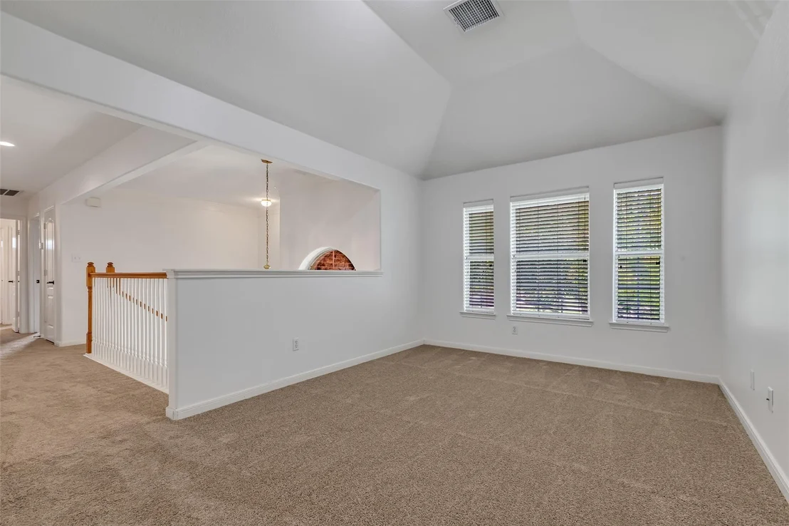 Photo of 902 Arbor Pine