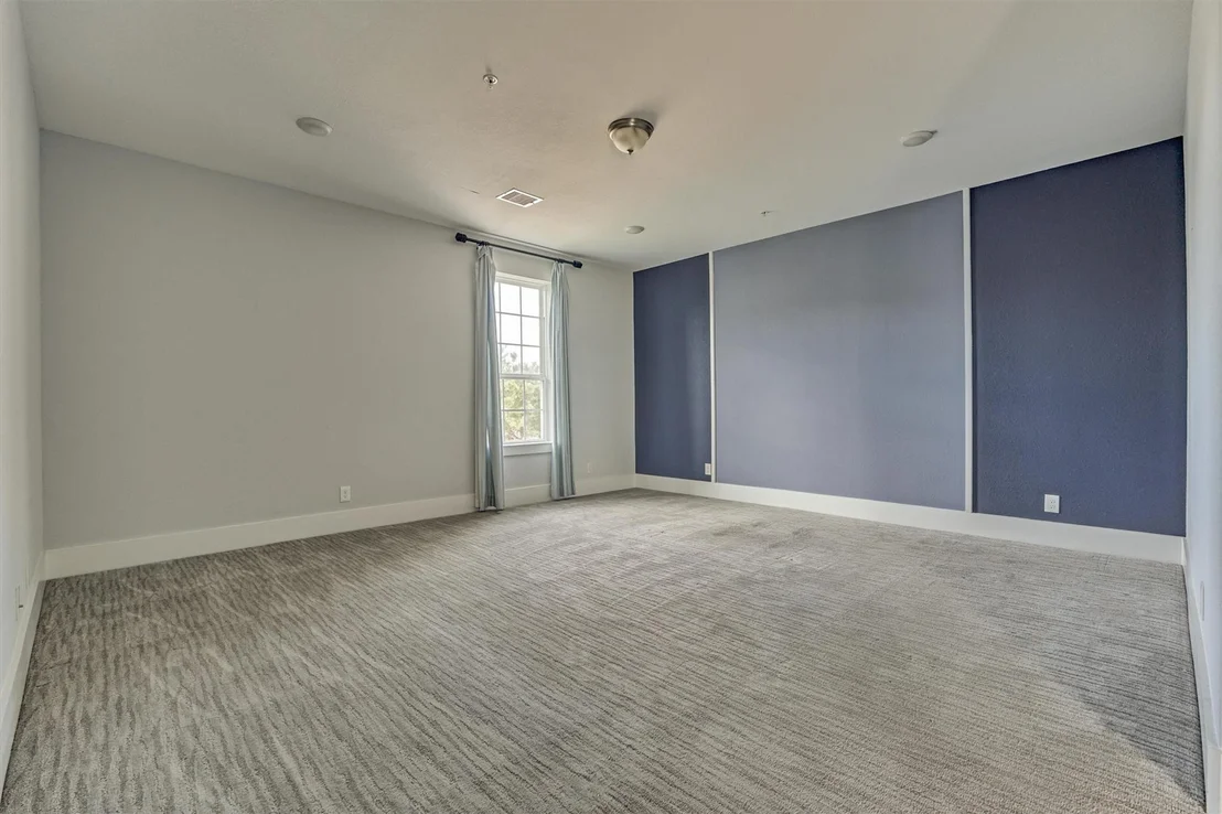 Photo of 2113 Solstice Boulevard