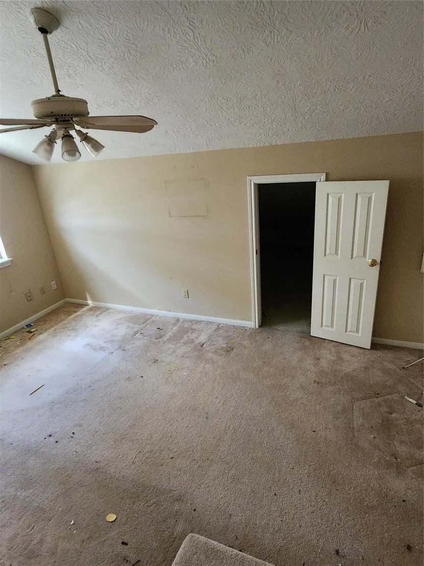 Photo of 12431 Lakeview Drive