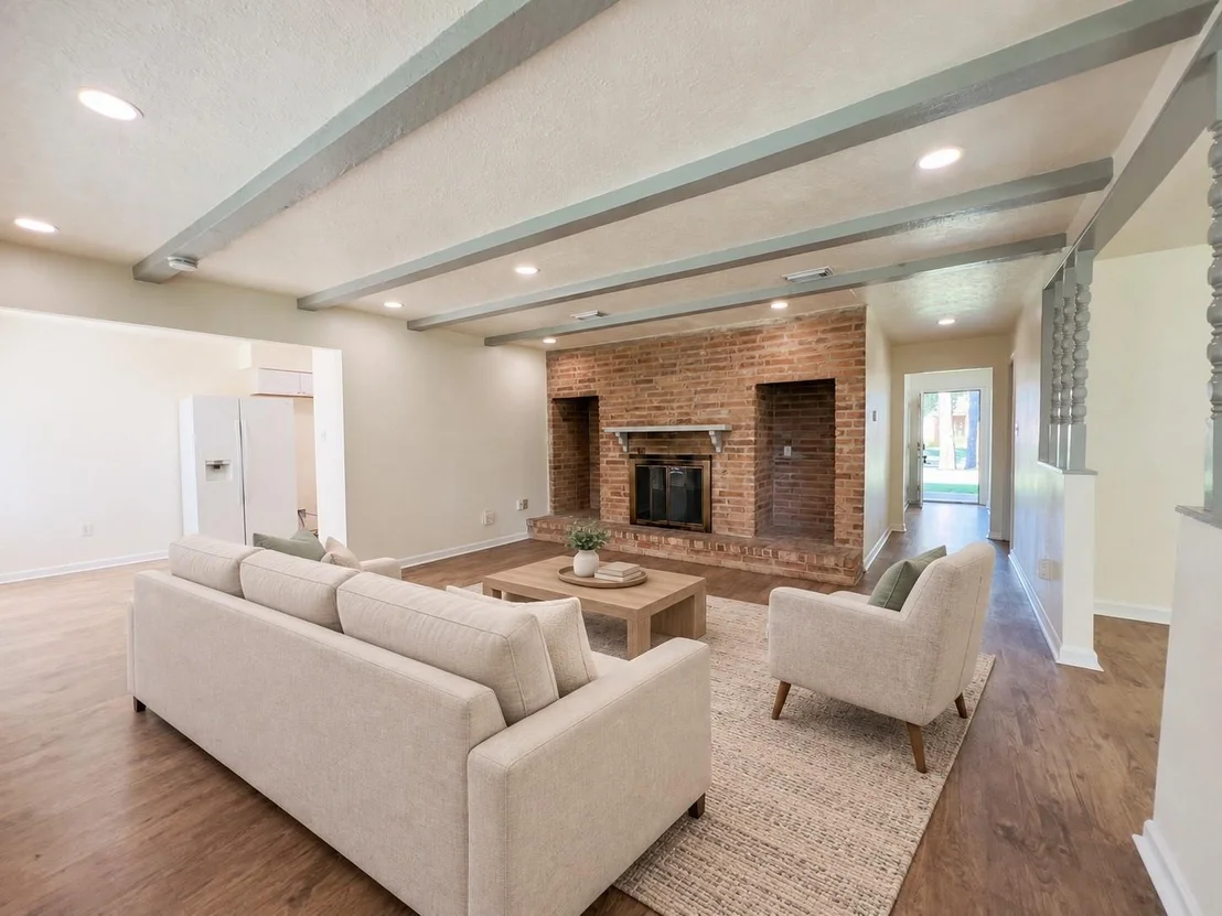 Photo of 17014 Forest Bend Avenue