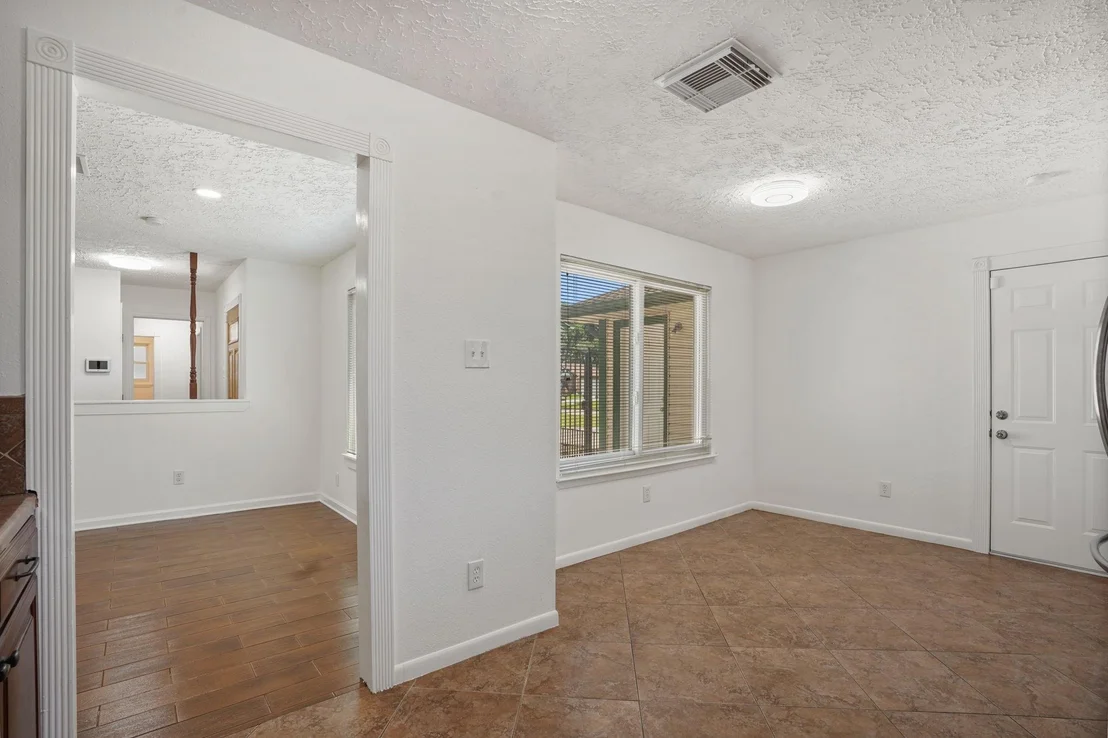 Photo of 9731 Shell Rock Road
