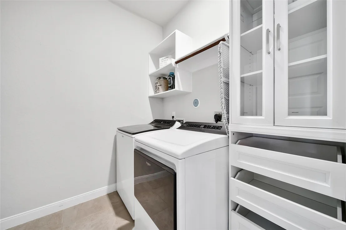 Photo of 8923 Jasper Lake Drive