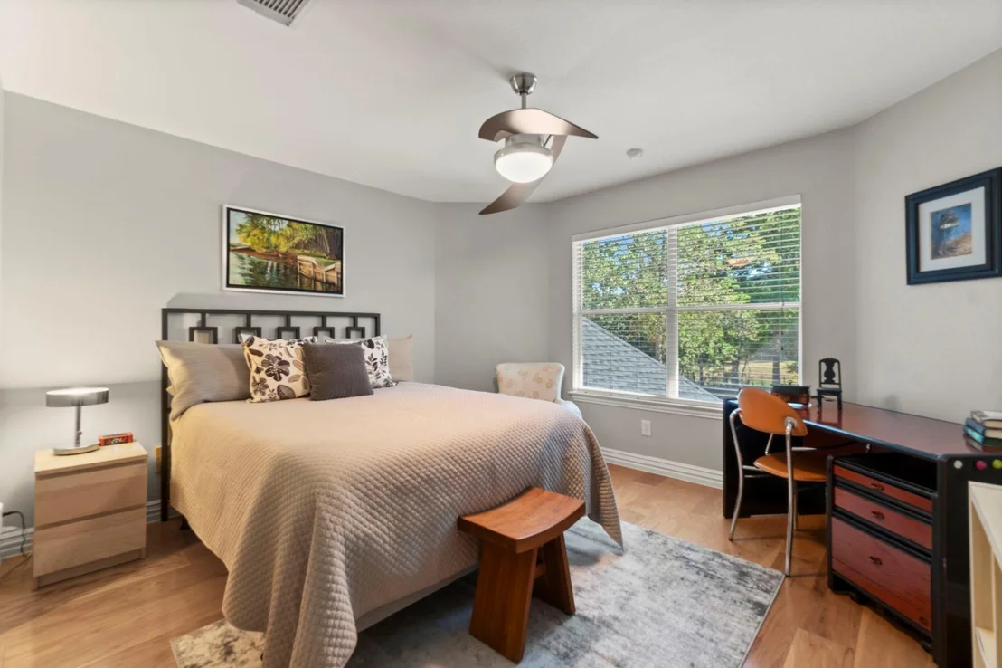 Photo of 6 Marquise Oaks Place