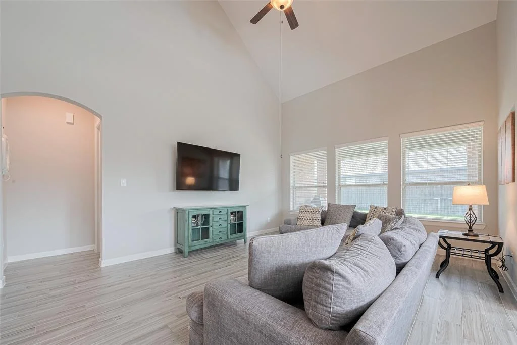 Photo of 11023 Honeysuckle Haven Drive
