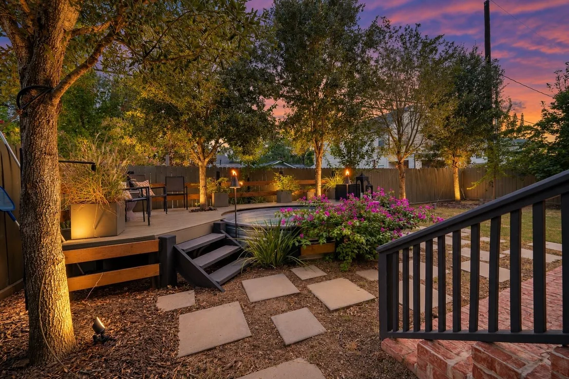 Photo of 2007 Gardenia Drive
