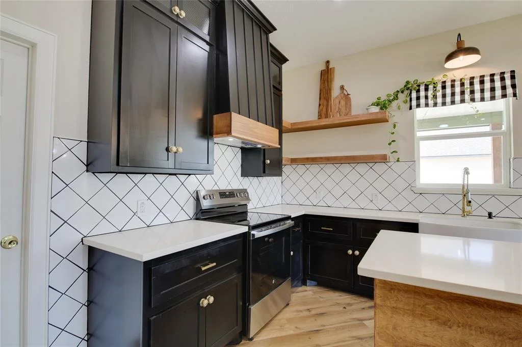 Photo of 1127 Peter Pine Street