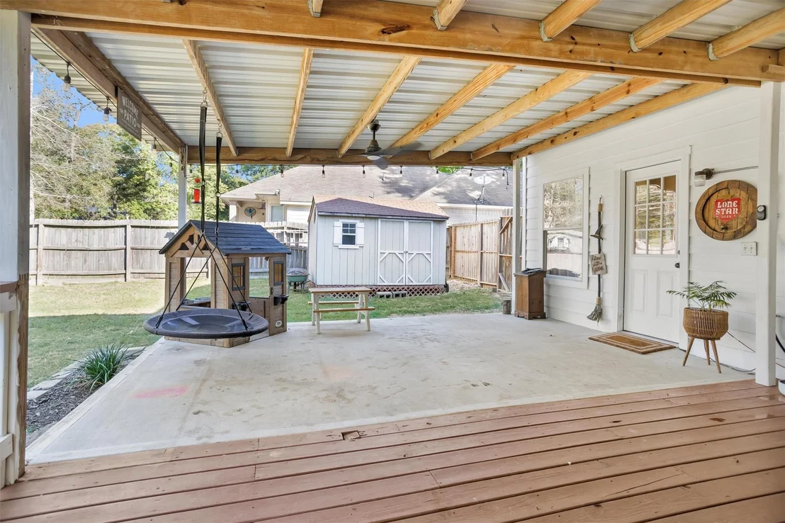 Photo of 10865 Forest Creek Drive