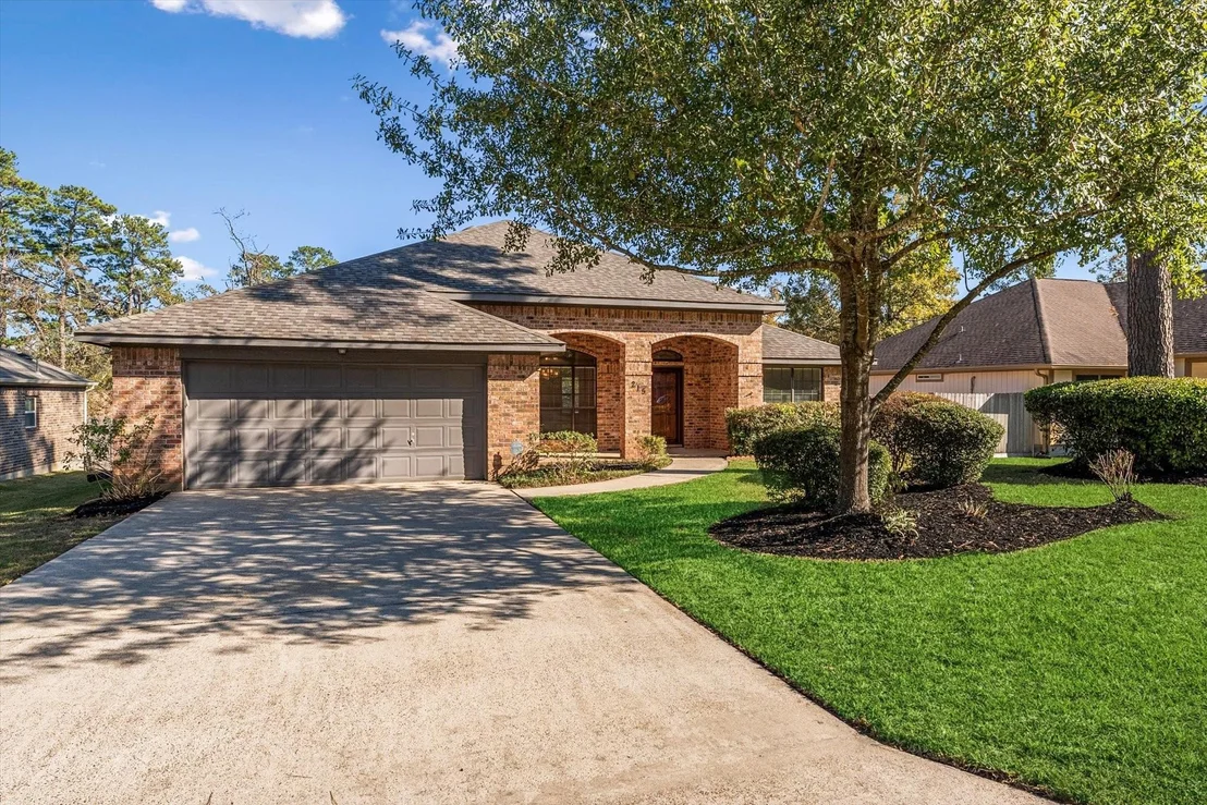 Photo of 215 Deep Dale Lane
