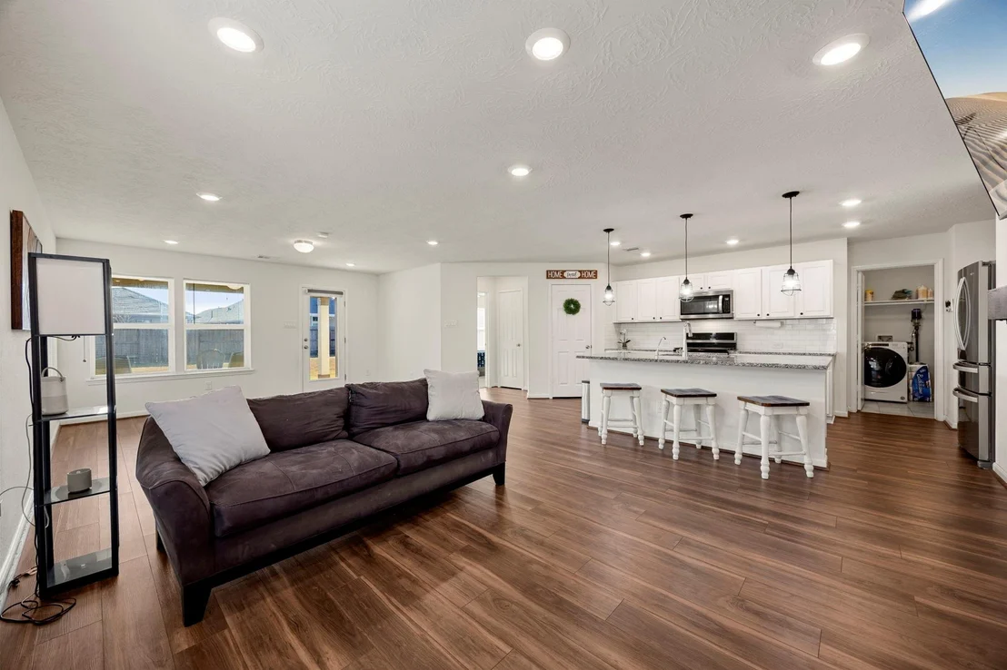 Photo of 15606 Clearwater Bend Drive