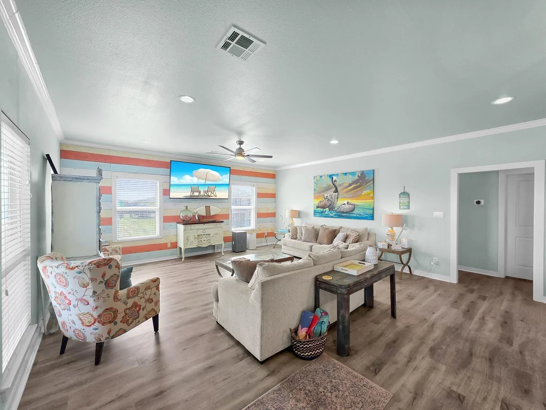 Photo of 962 Surfside Drive