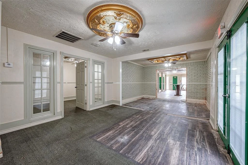 Photo of 701 Janisch Road